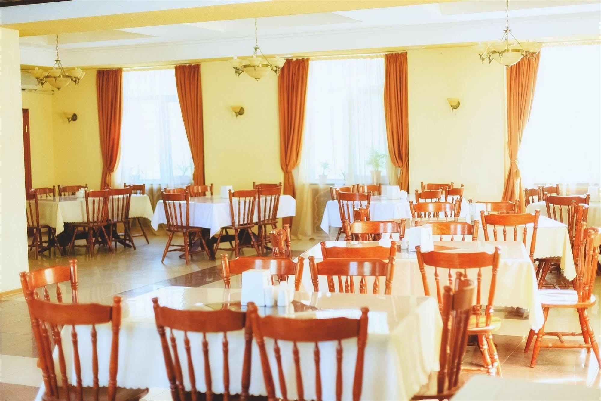 Victoria Palace Atyrau Ngoại thất bức ảnh