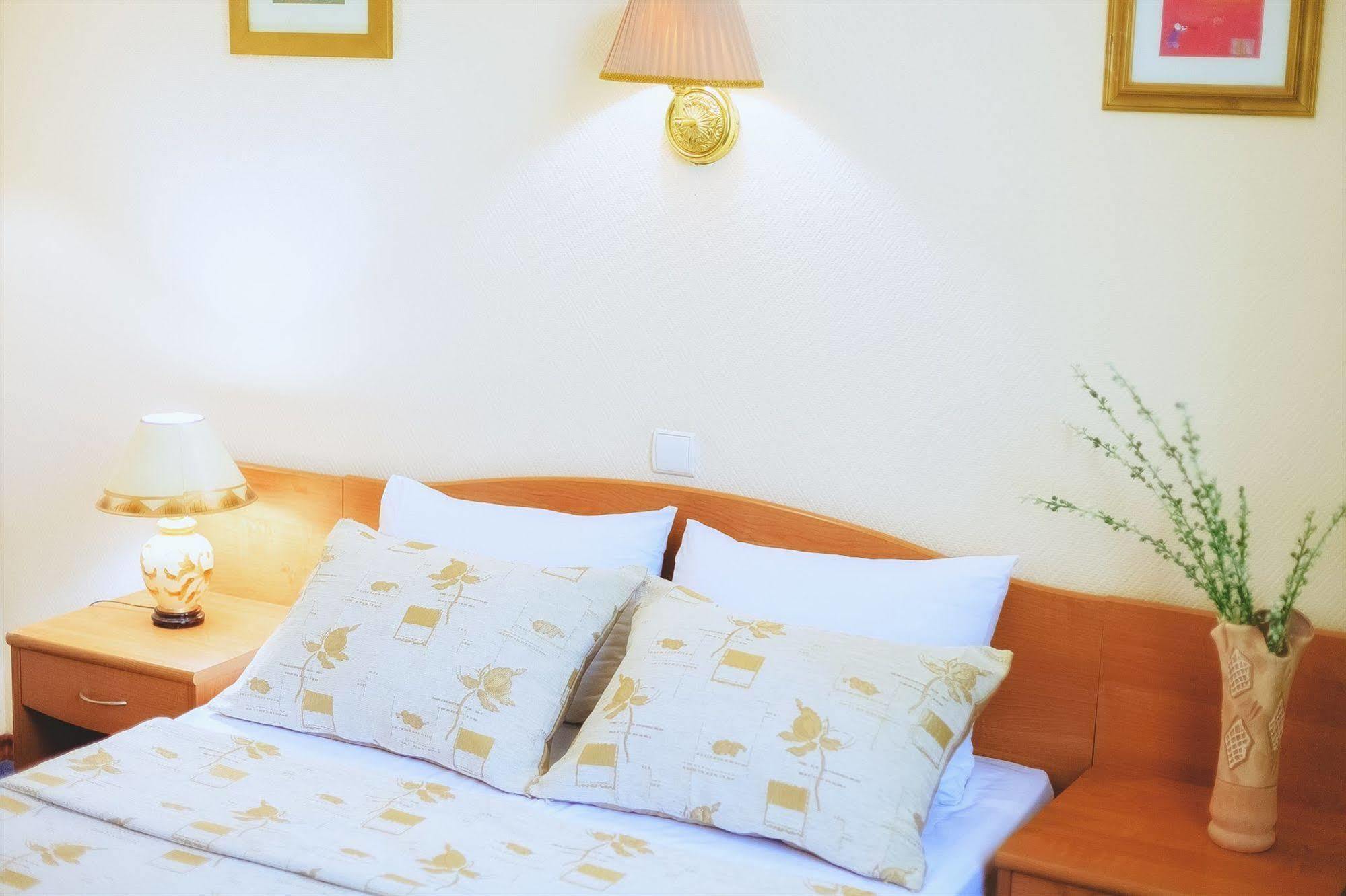 Victoria Palace Atyrau Ngoại thất bức ảnh